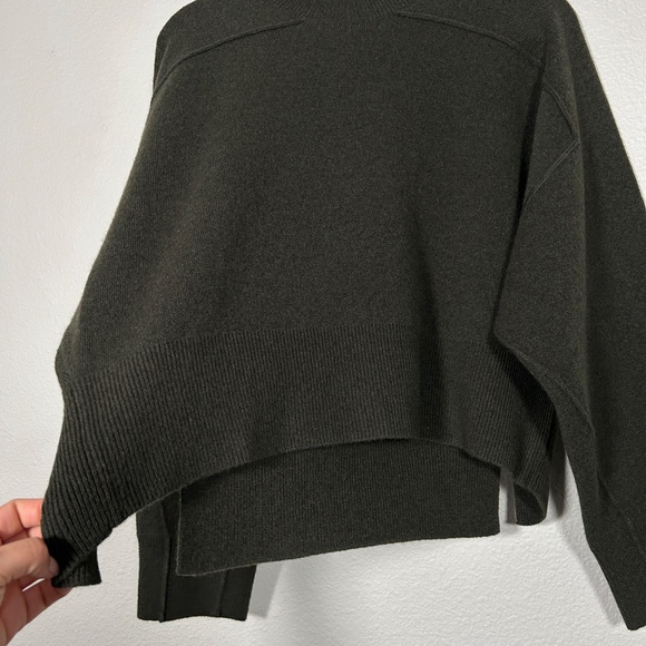 Rag & Bone women size M Bridget pullover sweater dark green wool blend back slit - Picture 6 of 12